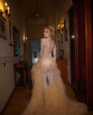 Ева, 8 906 328-17-78 Ева, 23, Мурманск, Центр